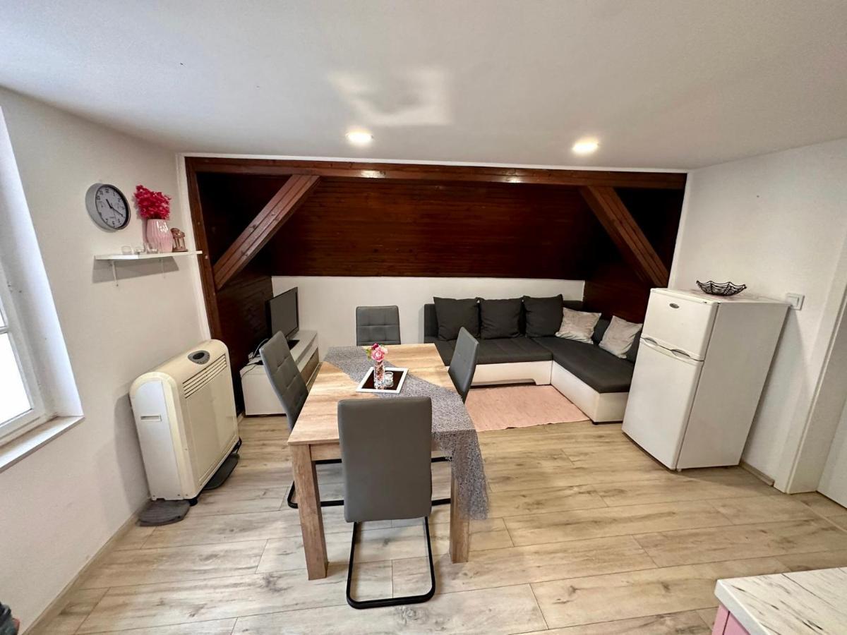 Apartman Rose ซาเกร็บ ภายนอก รูปภาพ